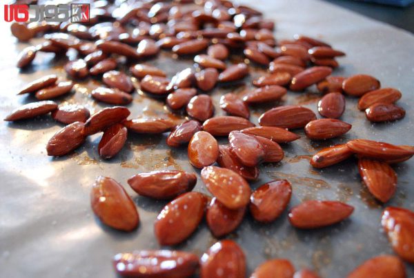 بادام سوخته 270 گرمی سوغات سنندج