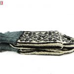 جوراب پشمی مردانه دستبافت سنتی کردستان طرح هندسی