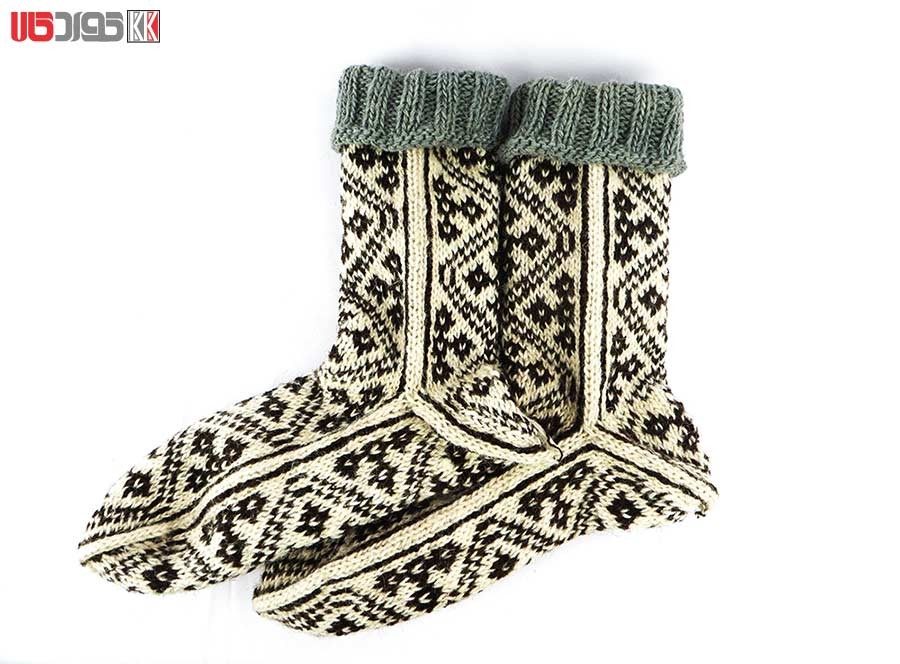 جوراب مردانه سنتی کردستان ساق بلند طرح هندسی رنگ قهوه ای - کرم جوراب مردانه سنتی کردستان ساق بلند طرح هندسی رنگ قهوه ای - کرم