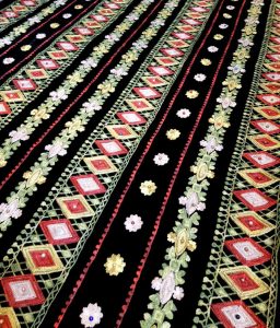 پارچه لباس کردی زنانه مخمل اصلی قلاب بافی طرح هندسی