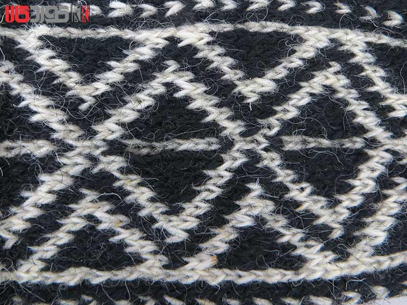 جوراب پشمی مردانه دستبافت سنتی کردستان کد 106 جوراب پشمی مردانه دستبافت سنتی کردستان کد 106