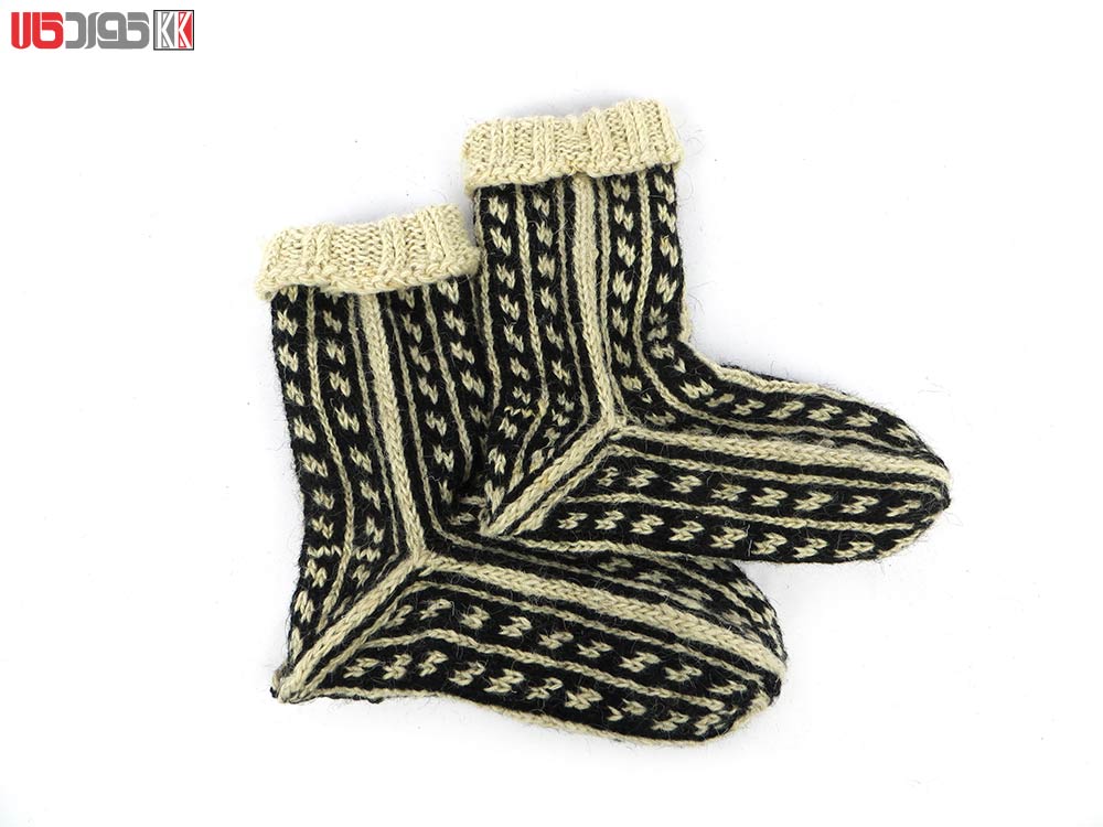 جوراب پشمی مردانه دستبافت سنتی کردستان کد 109 جوراب پشمی مردانه دستبافت سنتی کردستان کد 109