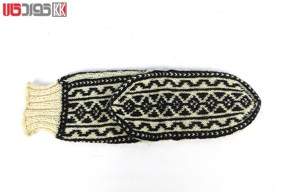 جوراب پشمی مردانه دستبافت سنتی کردستان کد 110 جوراب پشمی مردانه دستبافت سنتی کردستان کد 110