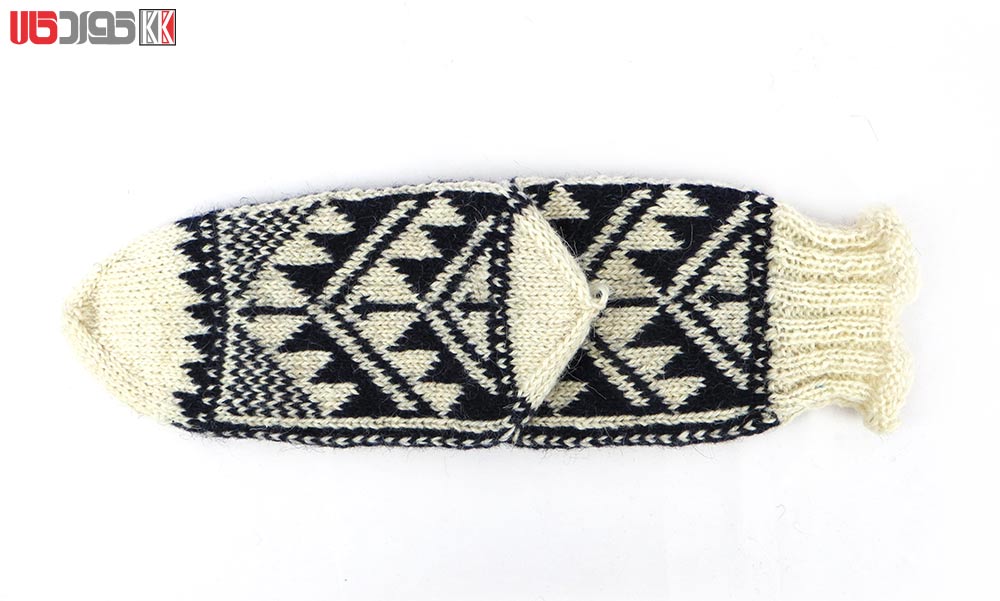 جوراب پشمی مردانه دستبافت سنتی کردستان کد 113 جوراب پشمی مردانه دستبافت سنتی کردستان کد 113