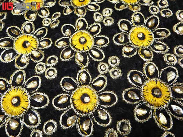 جلیقه زنانه سنتی کردستان طرح گلدوزی رنگ زرد- طلایی