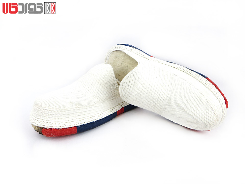 گیوه روفرشی زنانه مدل کلاش کردستان رنگ سفید