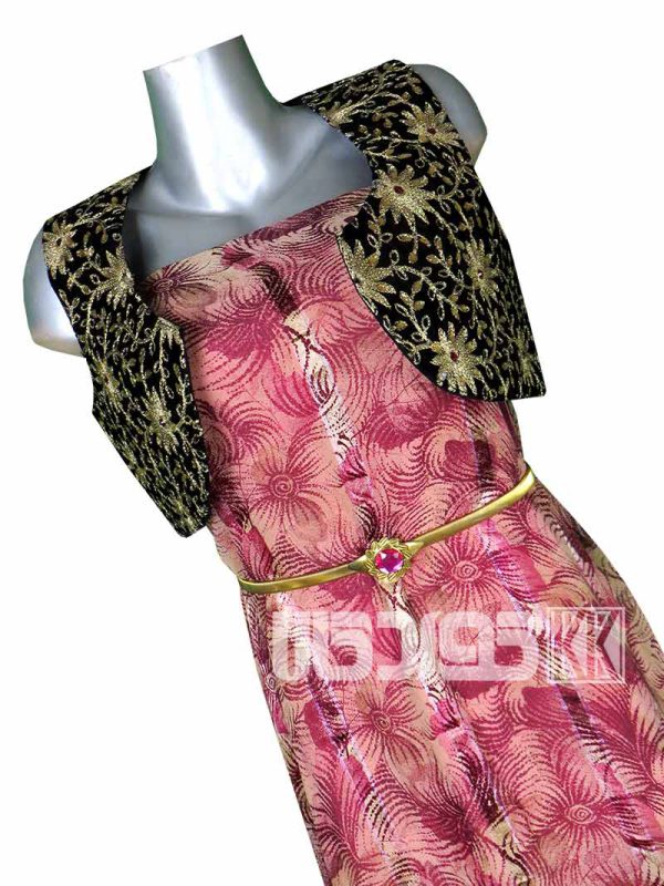 پارچه لباس زنانه حریر سیم دار سرخابی 3.5 متری