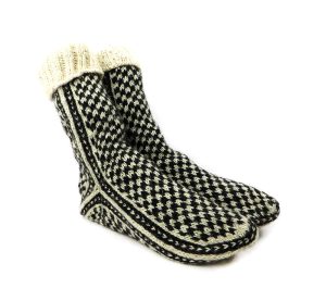 جوراب پشمی مردانه دستبافت سنتی کردستان سایز بزرگ کد 119