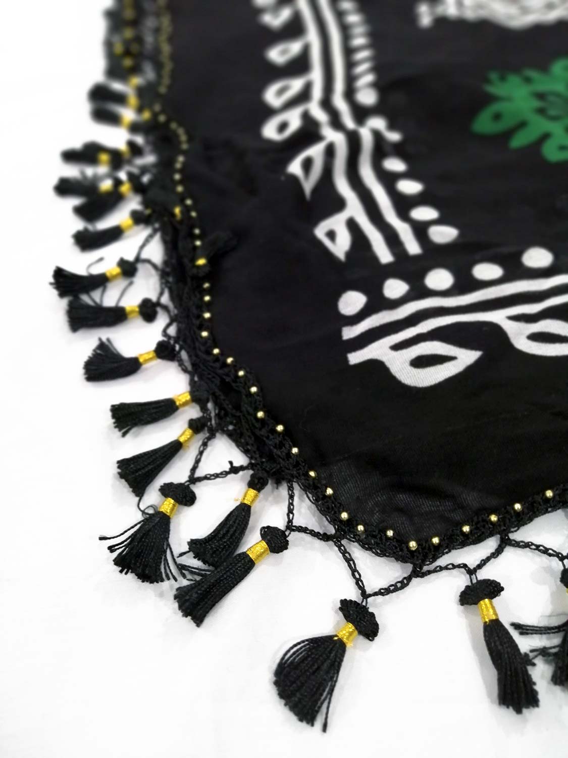 روسری سنتی کردستان منگوله دار مشکی سبز روسری سنتی کردستان منگوله دار مشکی سبز