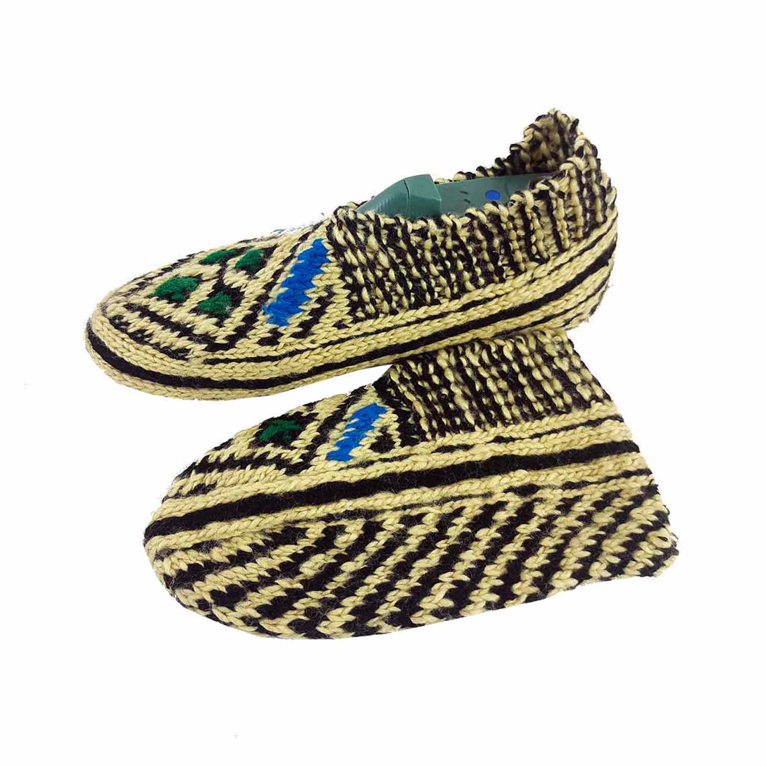 جوراب بافتنی کاموایی زنانه کردستان کد 10 جوراب بافتنی کاموایی زنانه کردستان کد 10