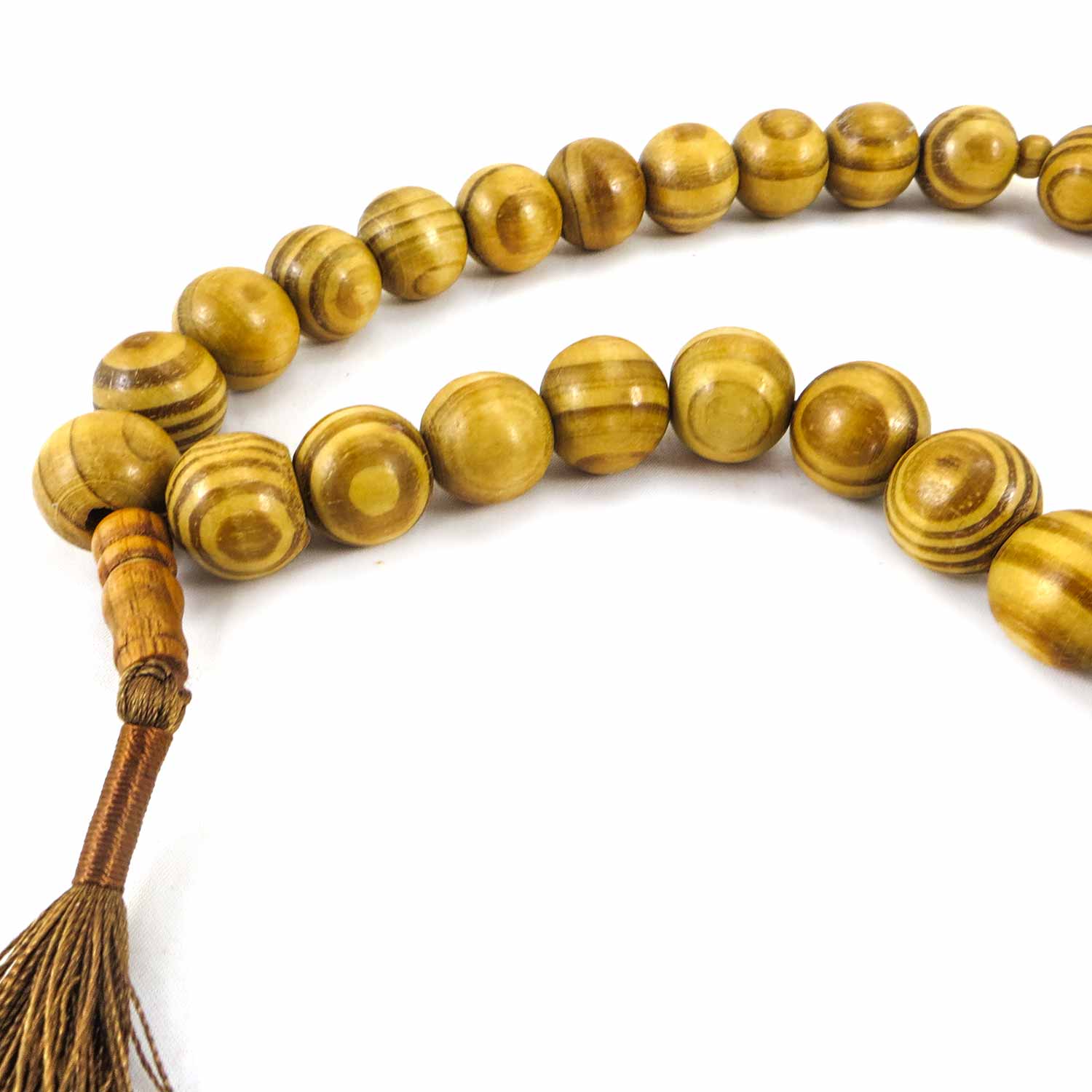 تسبیح چوبی 33 دانه دستساز کردستان کد1 تسبیح چوبی 33 دانه دستساز کردستان کد1