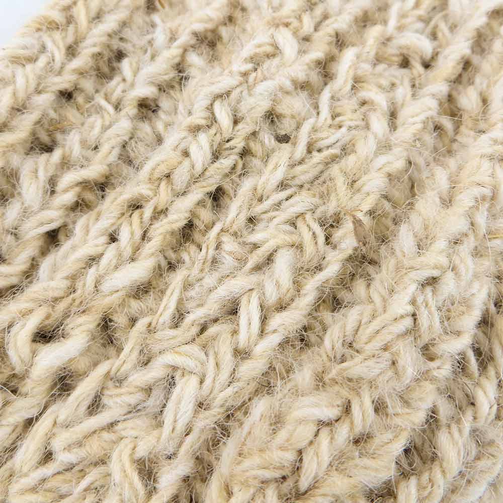 ساق بند پشمی دستباف سنتی کردستان کد 102 ساق بند پشمی دستباف سنتی کردستان کد 102