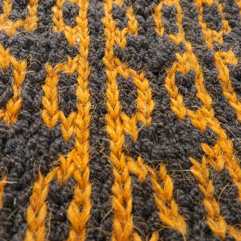 جوراب پشمی مردانه دستبافت سنتی کردستان کد 170 جوراب پشمی مردانه دستبافت سنتی کردستان کد 170