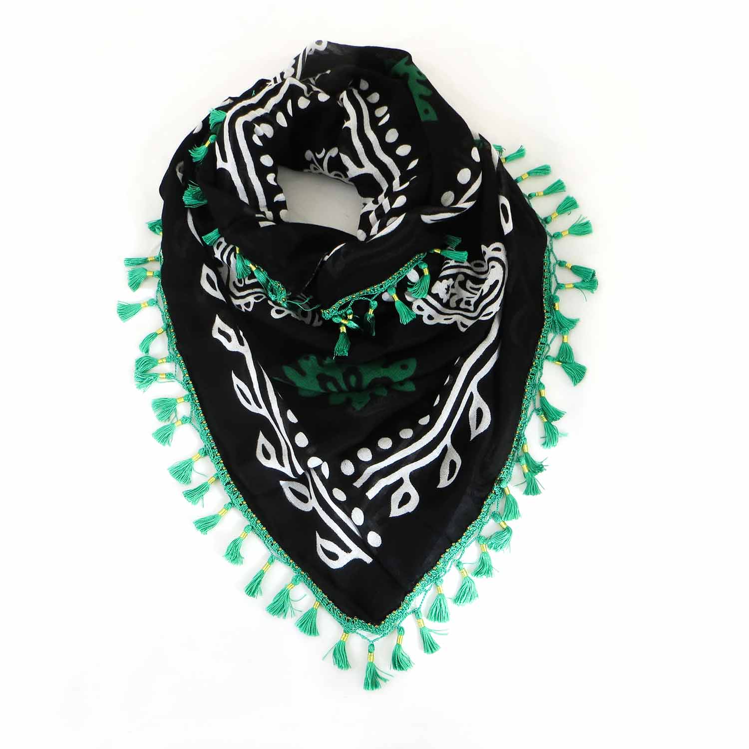 روسری سنتی کردستان زمینه مشکی منگوله دار سبز 1.5 متری روسری سنتی کردستان زمینه مشکی منگوله دار سبز 1.5 متری