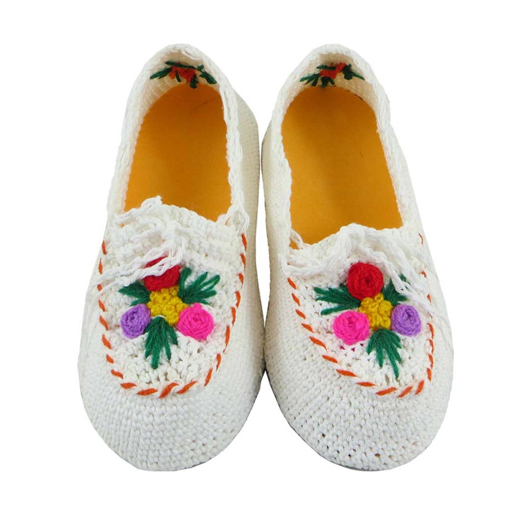 گیوه بچه گانه دستباف کردستان سایز 23 کد 101 گیوه بچه گانه دستباف کردستان سایز 23 کد 101