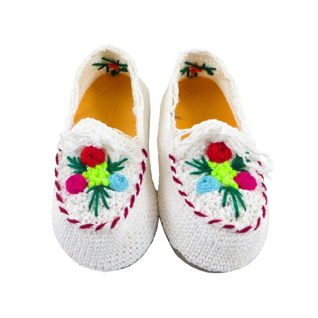 گیوه بچه گانه دستباف کردستان سایز 21 کد 103 گیوه بچه گانه دستباف کردستان سایز 21 کد 103