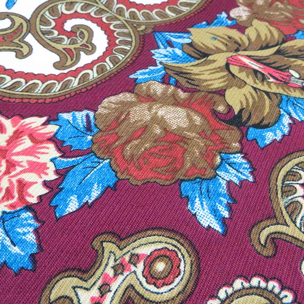 روسری زنانه سنتی رنگ بادمجانی ریشه دار روسری زنانه سنتی رنگ بادمجانی ریشه دار