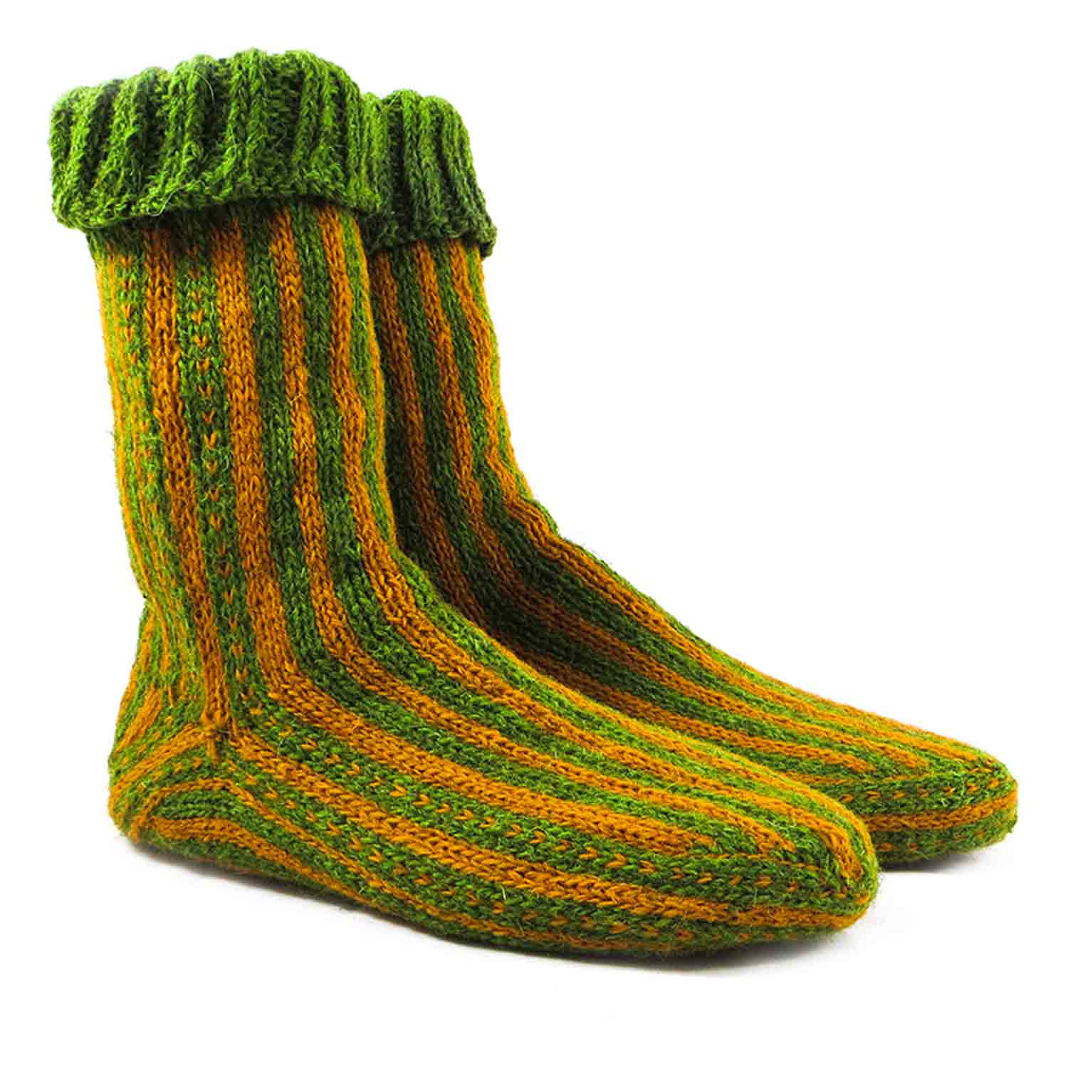 جوراب پشمی دستباف سنتی کردستان کد 145 سایز 39-40 جوراب پشمی دستباف سنتی کردستان کد 145 سایز 39-40