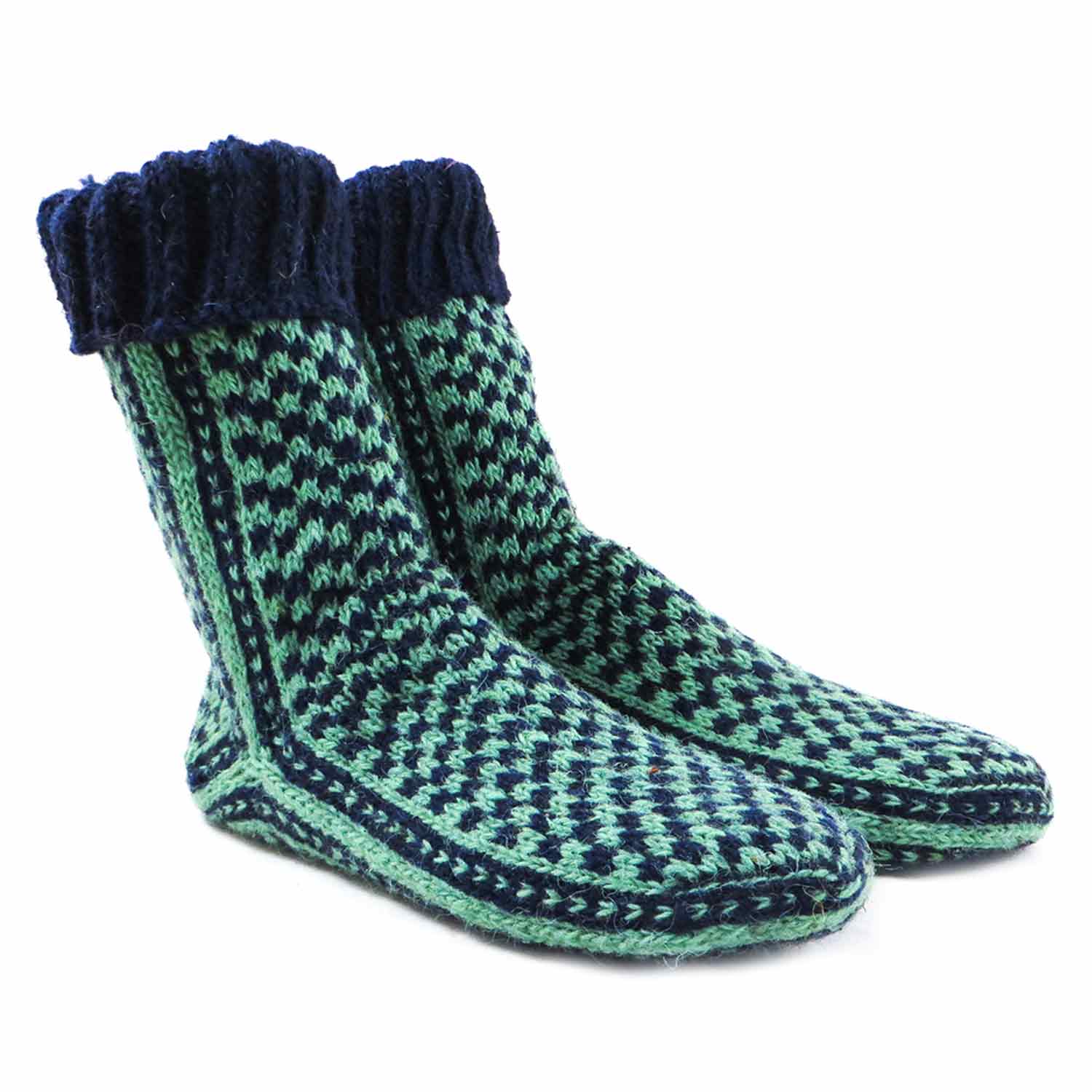 جوراب پشمی دستباف سنتی کردستان کد 153 سایز 40-41 جوراب پشمی دستباف سنتی کردستان کد 153 سایز 40-41