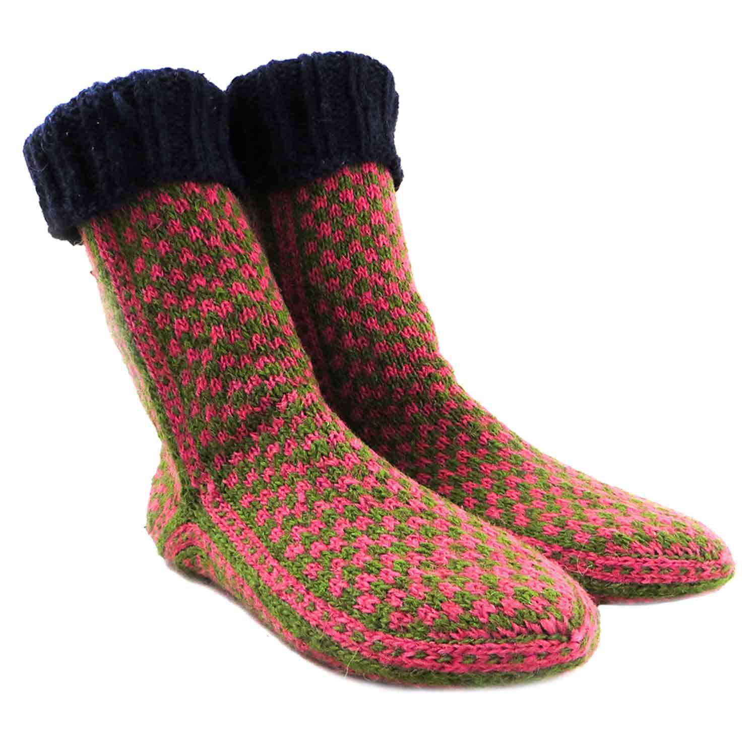 جوراب پشمی دستباف سنتی کردستان کد 204 سایز 41-42 جوراب پشمی دستباف سنتی کردستان کد 204 سایز 41-42