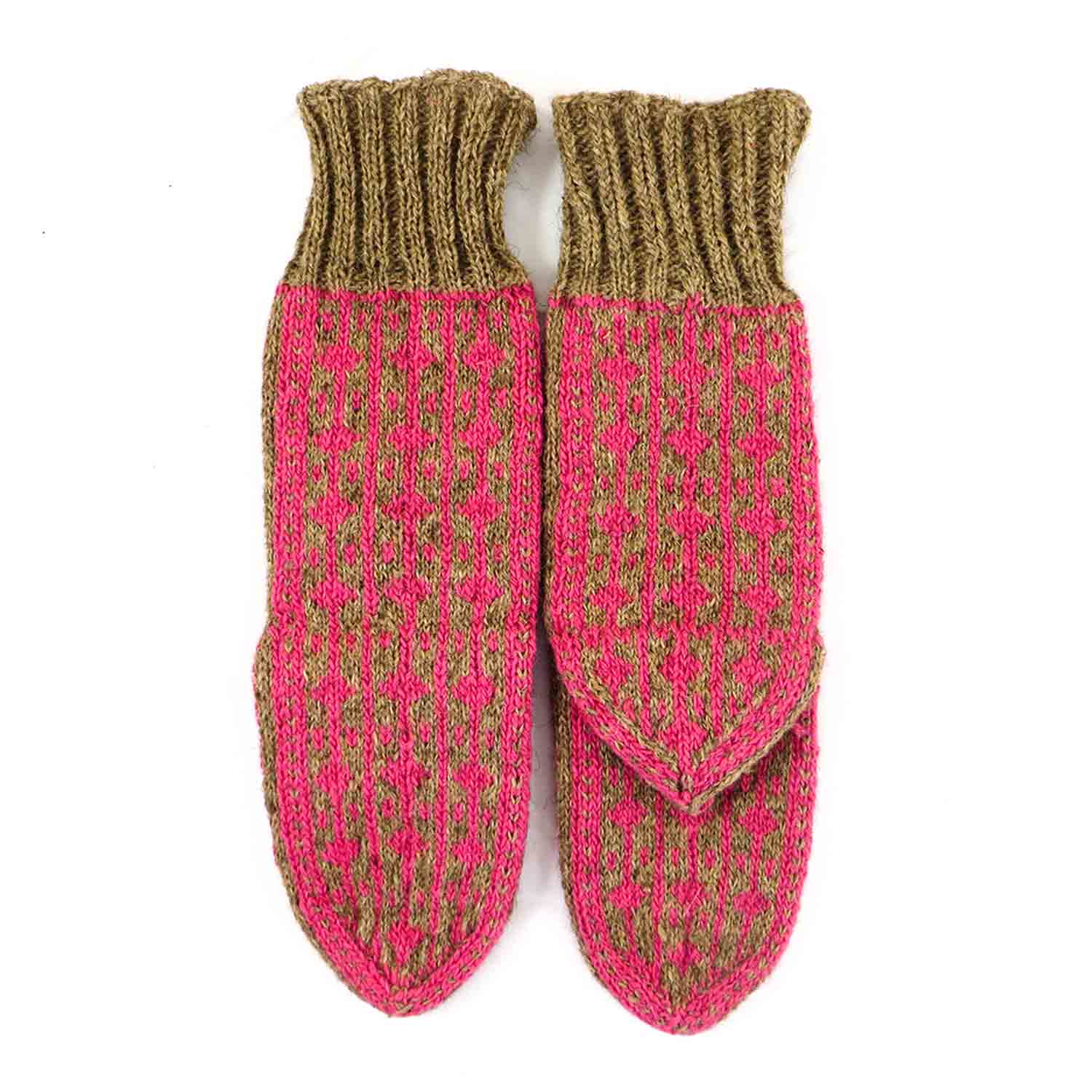 جوراب پشمی دستباف سنتی کردستان کد 160 سایز 39-40 جوراب پشمی دستباف سنتی کردستان کد 160 سایز 39-40