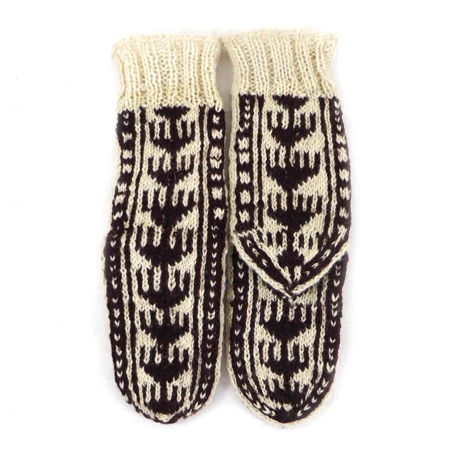 جوراب پشمی دستباف سنتی کردستان کد 172 سایز 40-41 جوراب پشمی دستباف سنتی کردستان کد 172 سایز 40-41