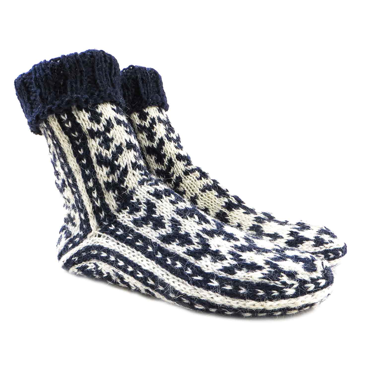 جوراب پشمی دستباف سنتی کردستان کد 223 سایز 40-41 جوراب پشمی دستباف سنتی کردستان کد 223 سایز 40-41