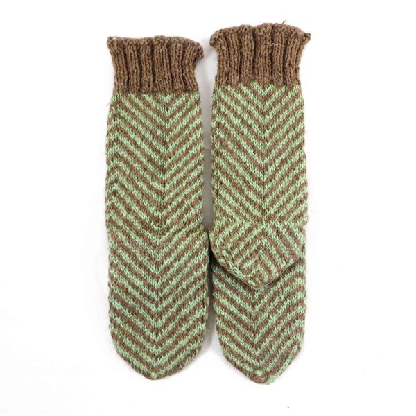 جوراب پشمی دستباف سنتی کردستان کد 236 سایز 40-41
