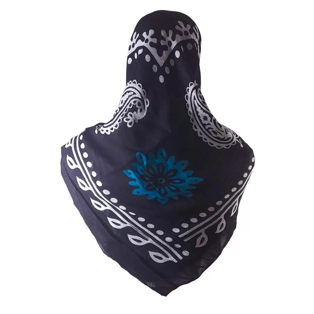 روسری سنتی کردستان طرح ترنج رنگ مشکی- فیروزه ئی روسری سنتی کردستان طرح ترنج رنگ مشکی- فیروزه ئی